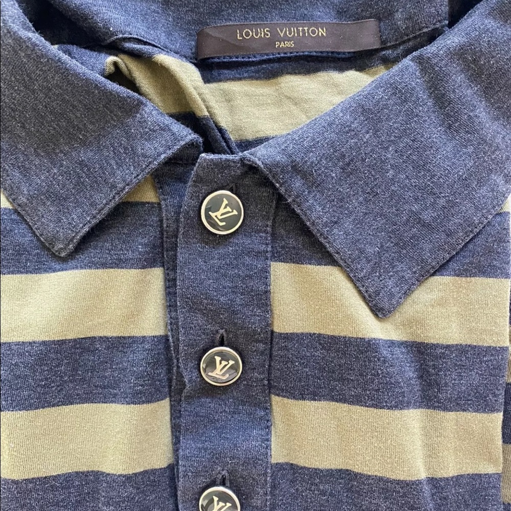 Louis Vuitton men’s polo shirt Authentic size large striped LV